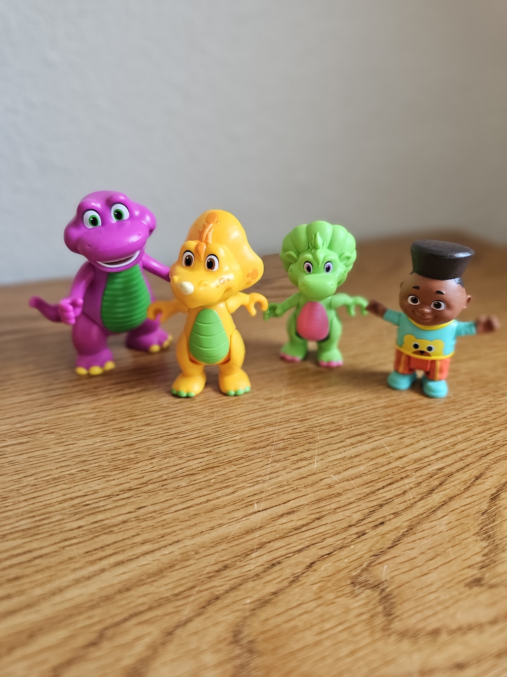 Barney & Friends Toy Figure Set Of 4 Purple Dinosaur 3 Inch